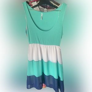 Multicolor summer dress. Size small. Great condition!